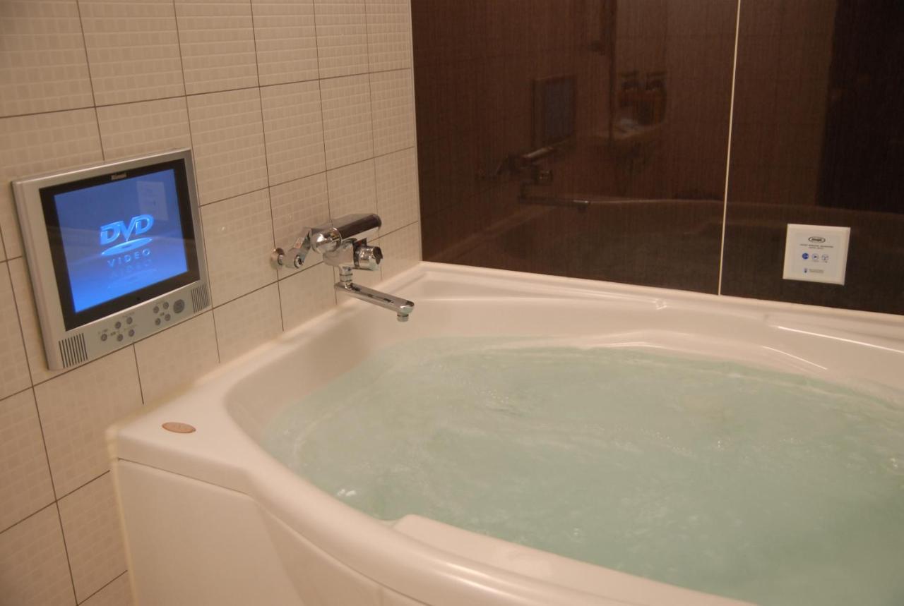Bay Hill Club Higashi Kokura (Adults Only) Hotel Kitakyushu Bagian luar foto